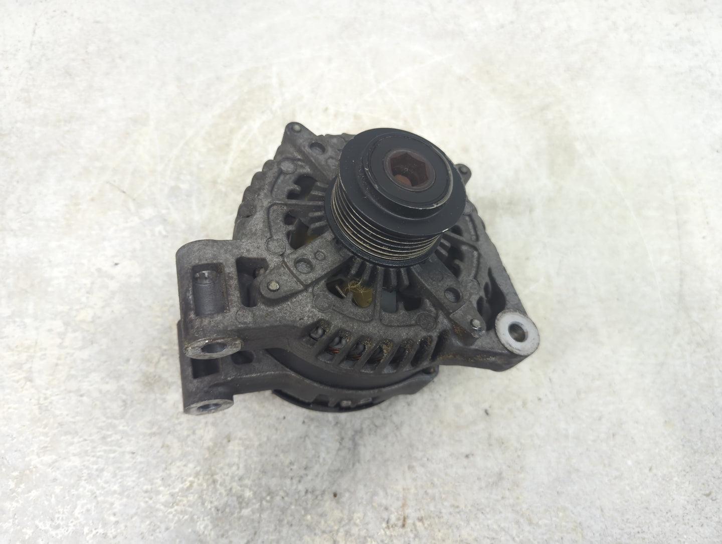 2013-2017 Chevrolet Traverse Alternator Replacement Generator Charging Assembly Engine OEM P/N:TN104210-6314 23279588 Fits O
