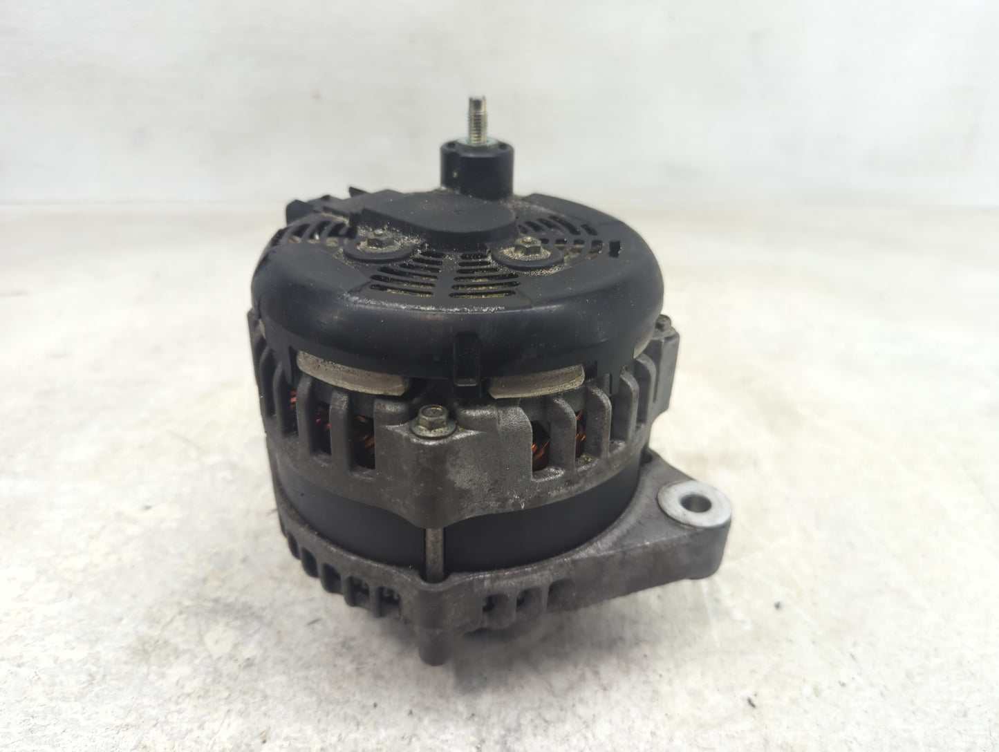 2013-2017 Chevrolet Traverse Alternator Replacement Generator Charging Assembly Engine OEM P/N:TN104210-6314 23279588 Fits O