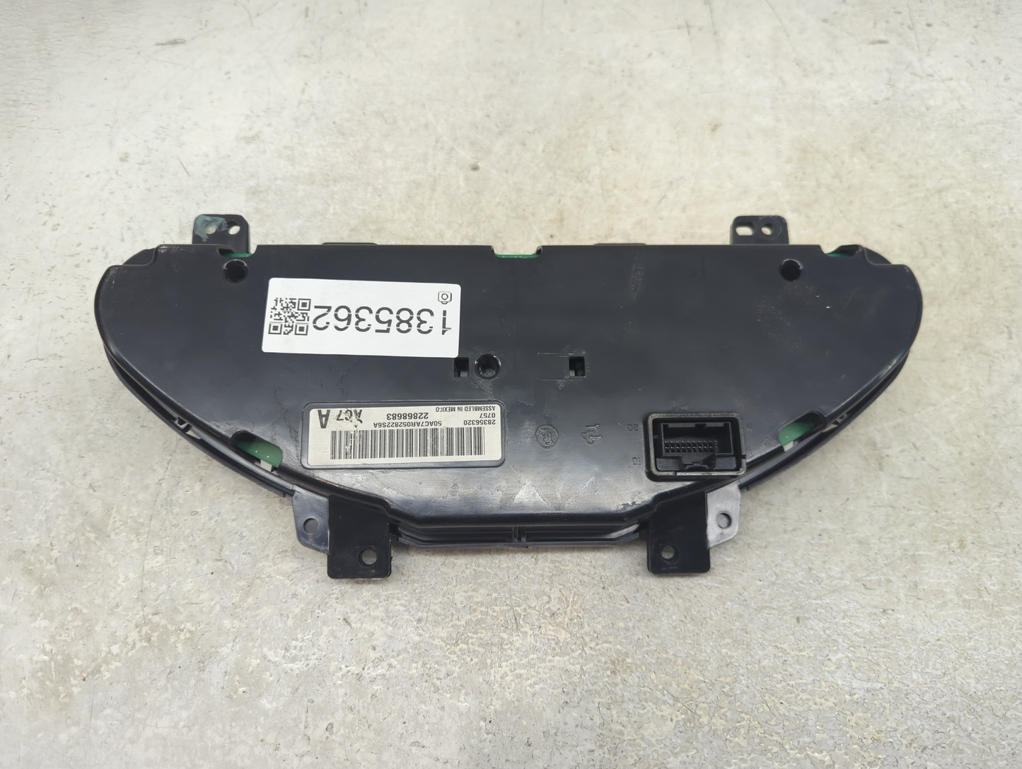 2014-2017 Chevrolet Traverse Instrument Cluster Speedometer Gauges P/N:22868683 Miles: Fits Fits 2014 2015 2016 2017 OEM Use