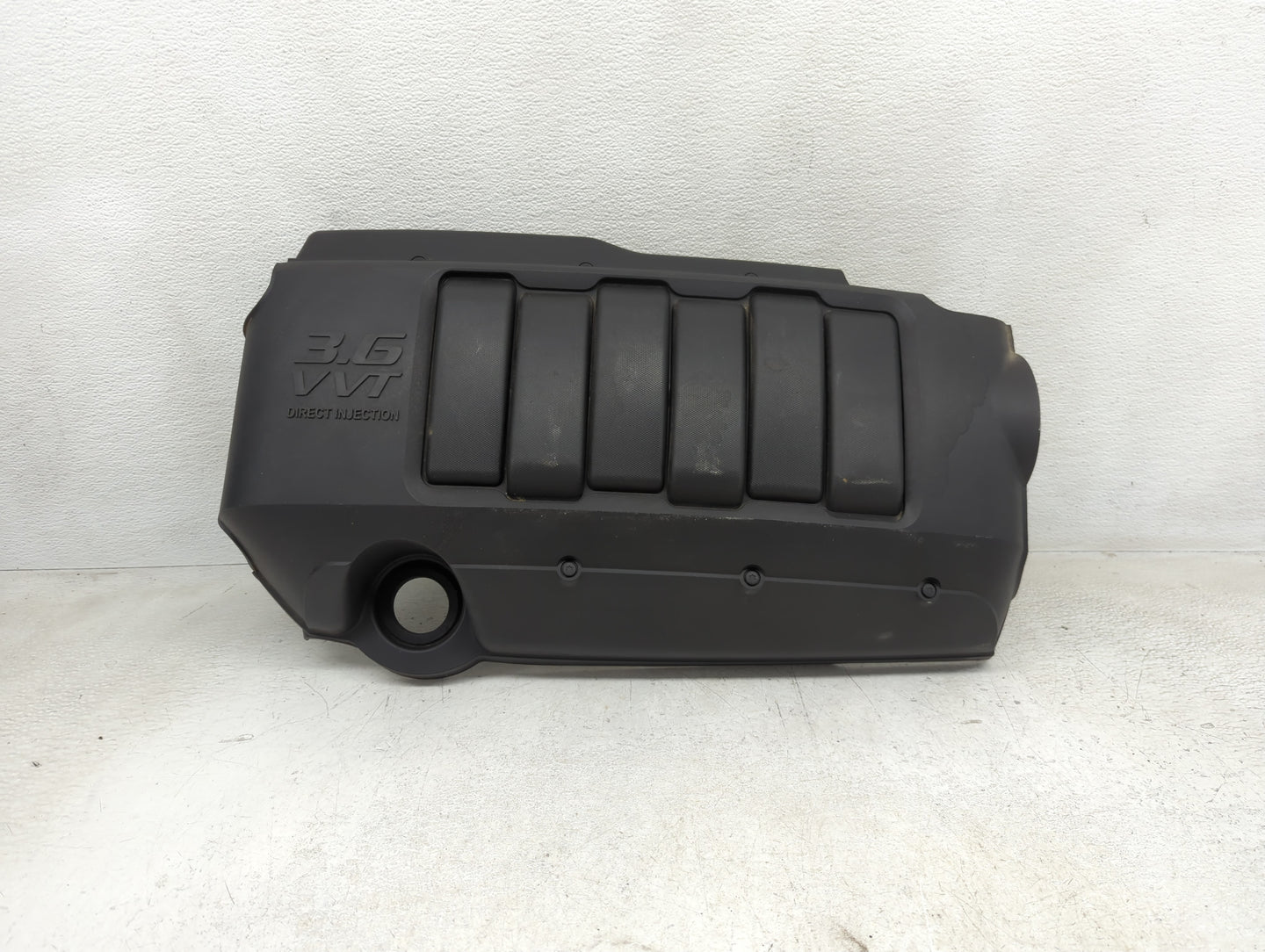 2016 Chevrolet Traverse Engine Cover 1394621 - Oemusedautoparts1.com
