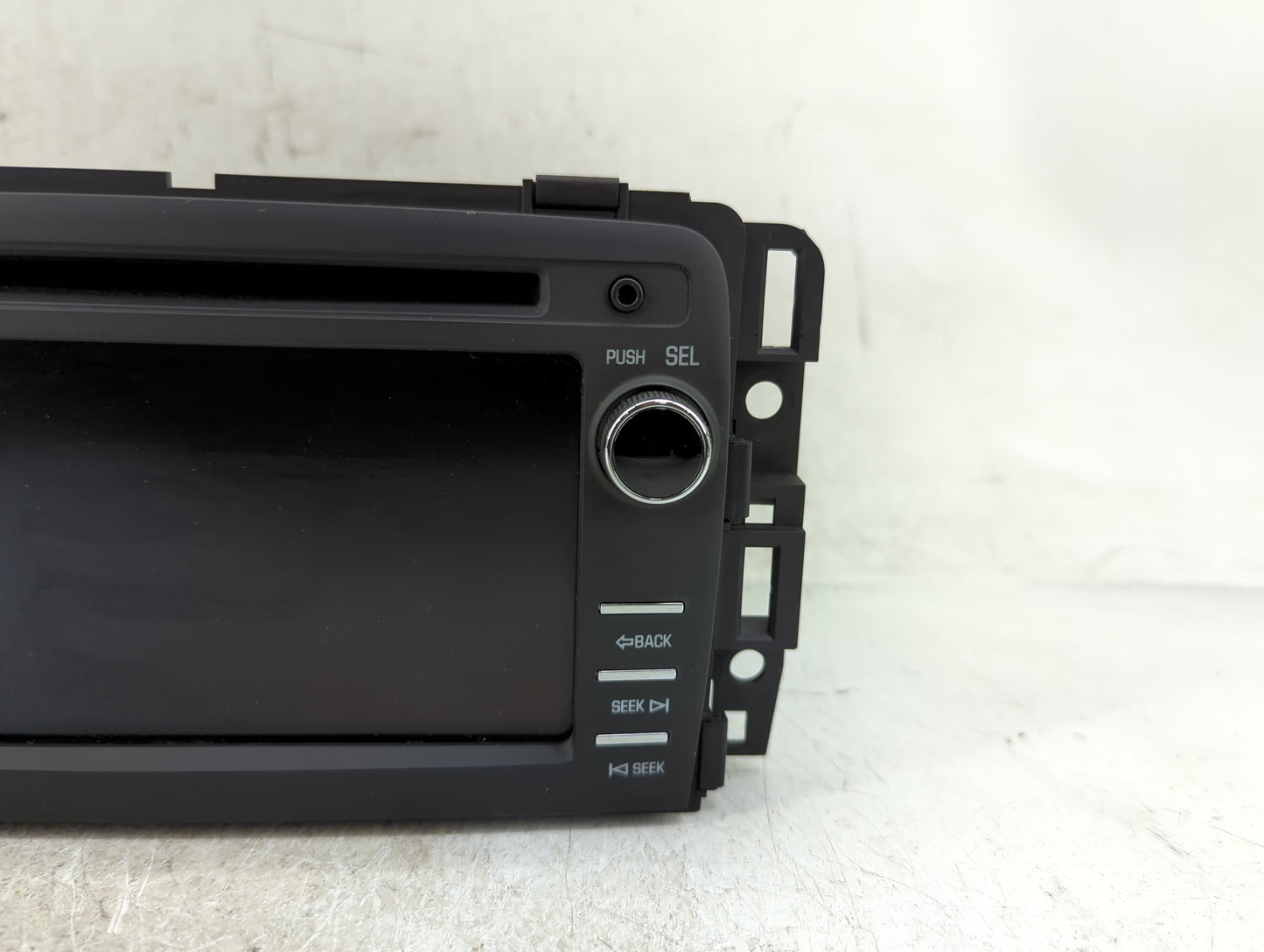 2015-2017 Chevrolet Traverse Radio AM FM Cd Player Receiver Replacement P/N:23395477 Fits OEM Used Auto Parts - Oemusedautop