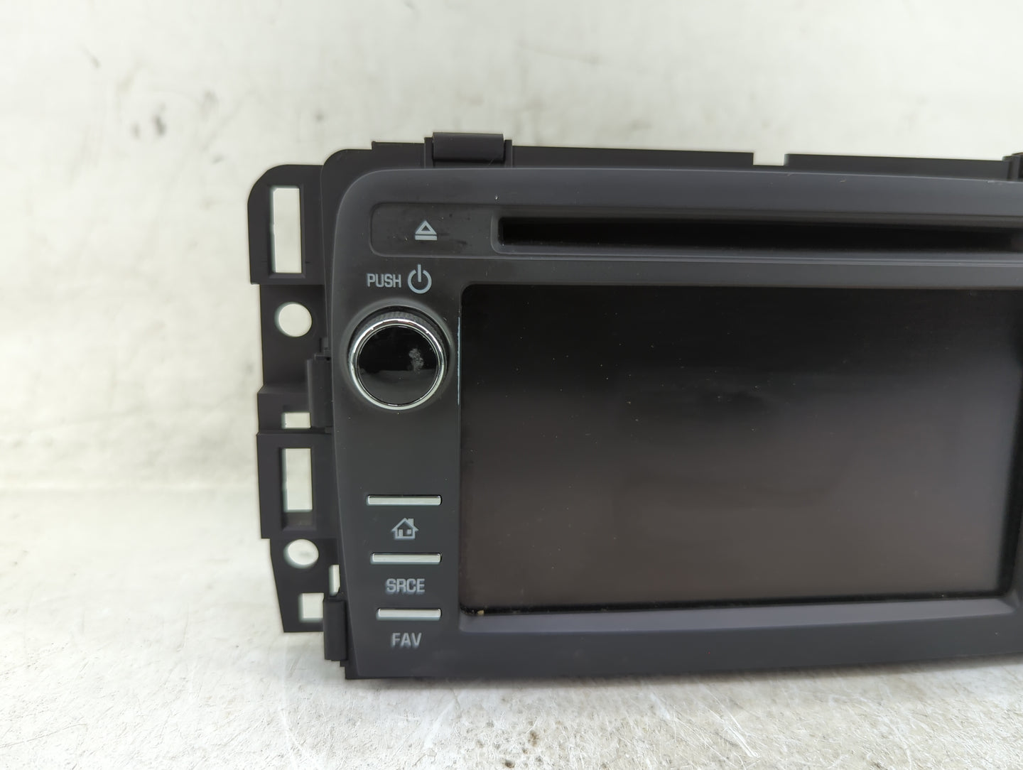 2015-2017 Chevrolet Traverse Radio AM FM Cd Player Receiver Replacement P/N:23395477 Fits OEM Used Auto Parts - Oemusedautop