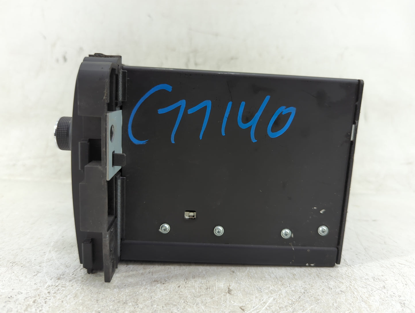2015-2017 Chevrolet Traverse Radio AM FM Cd Player Receiver Replacement P/N:23395477 Fits OEM Used Auto Parts - Oemusedautop