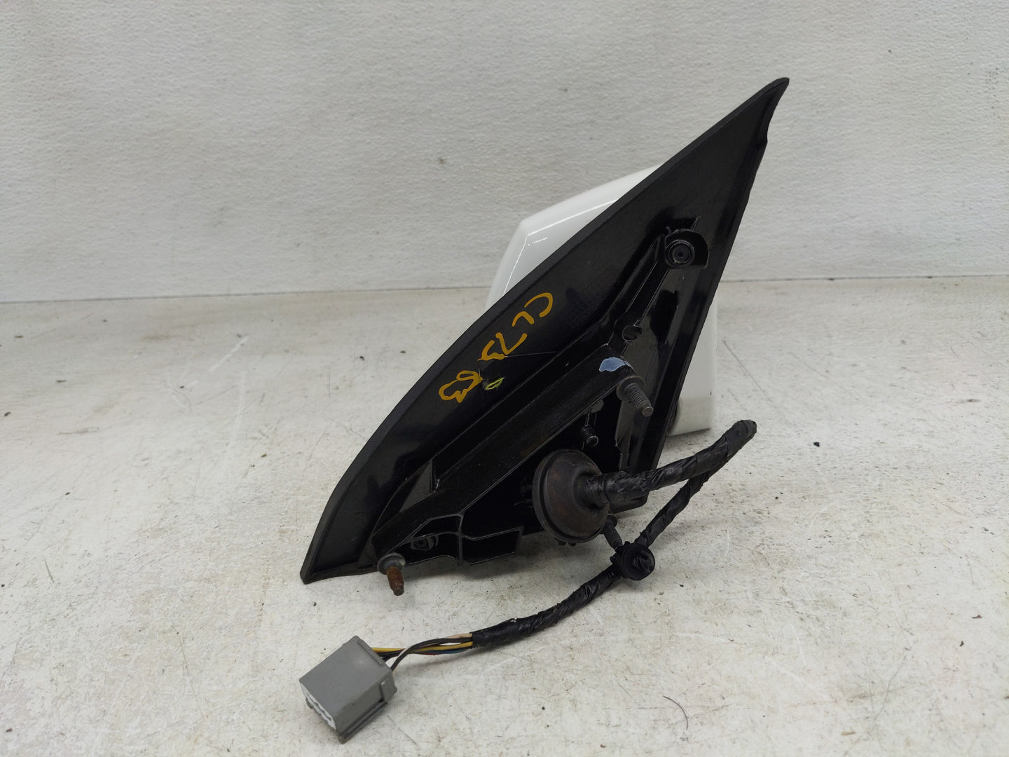 2015-2017 Chevrolet Traverse Passenger Side View Mirror - Right Door Mirror OEM Used - Oemusedautoparts1.com