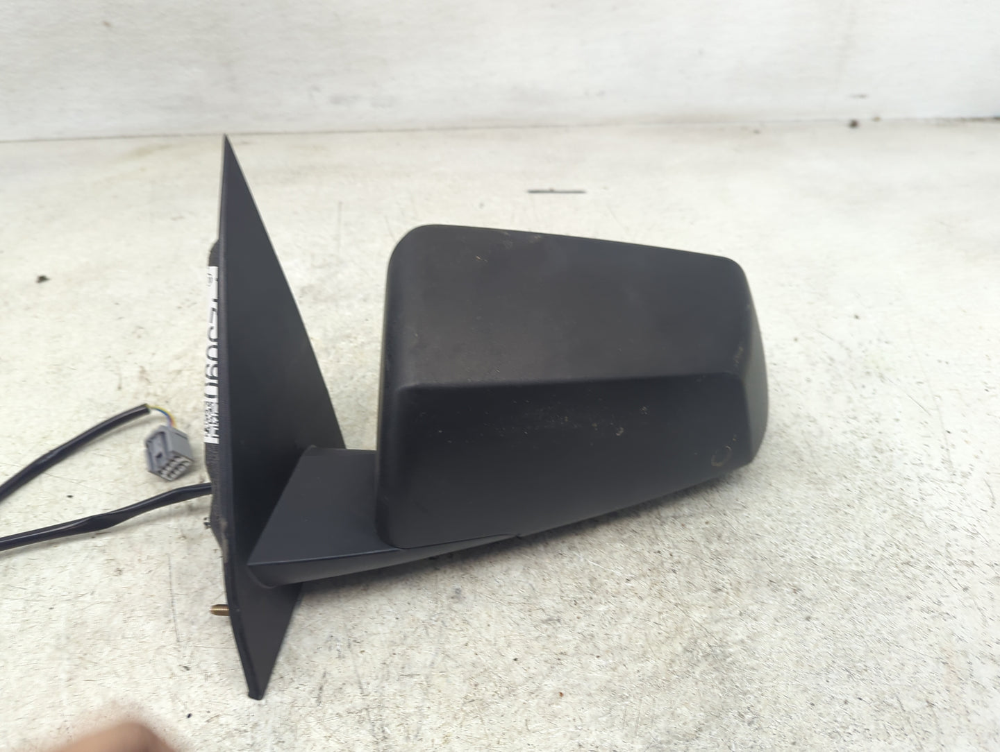 2013-2017 Chevrolet Traverse Driver Side View Mirror - Left Door Mirror OEM Used - Oemusedautoparts1.com