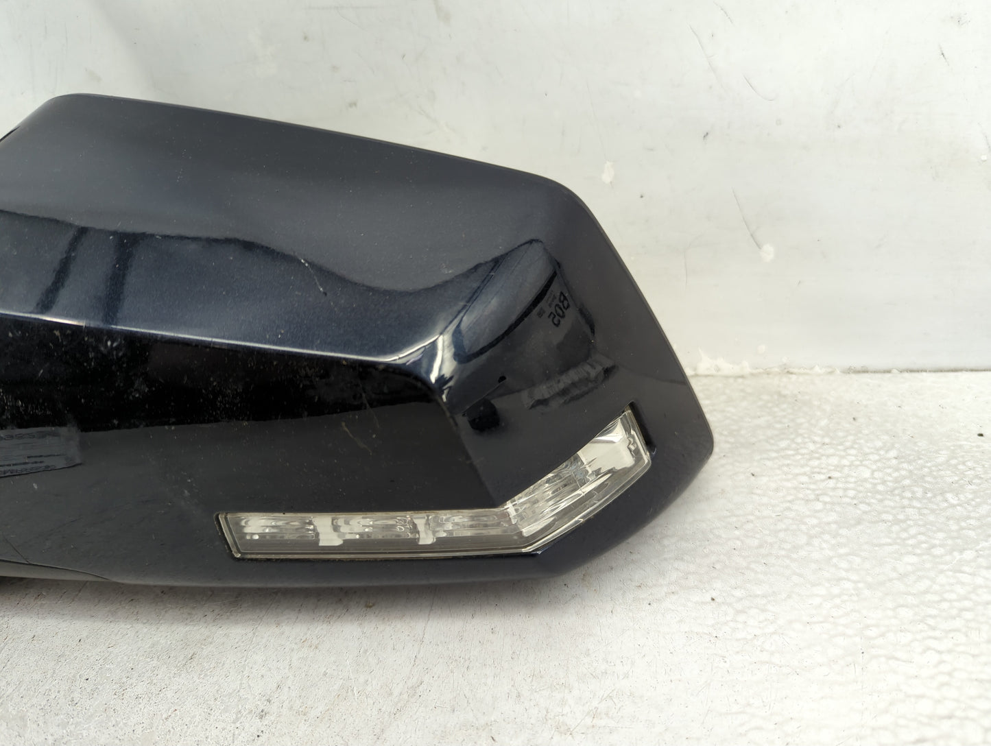 2013-2017 Chevrolet Traverse Passenger Right Side View Power Door Mirror 1430981 - Oemusedautoparts1.com