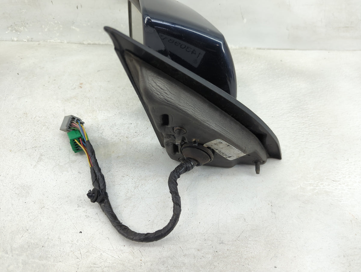 2013-2017 Chevrolet Traverse Passenger Right Side View Power Door Mirror 1430981 - Oemusedautoparts1.com
