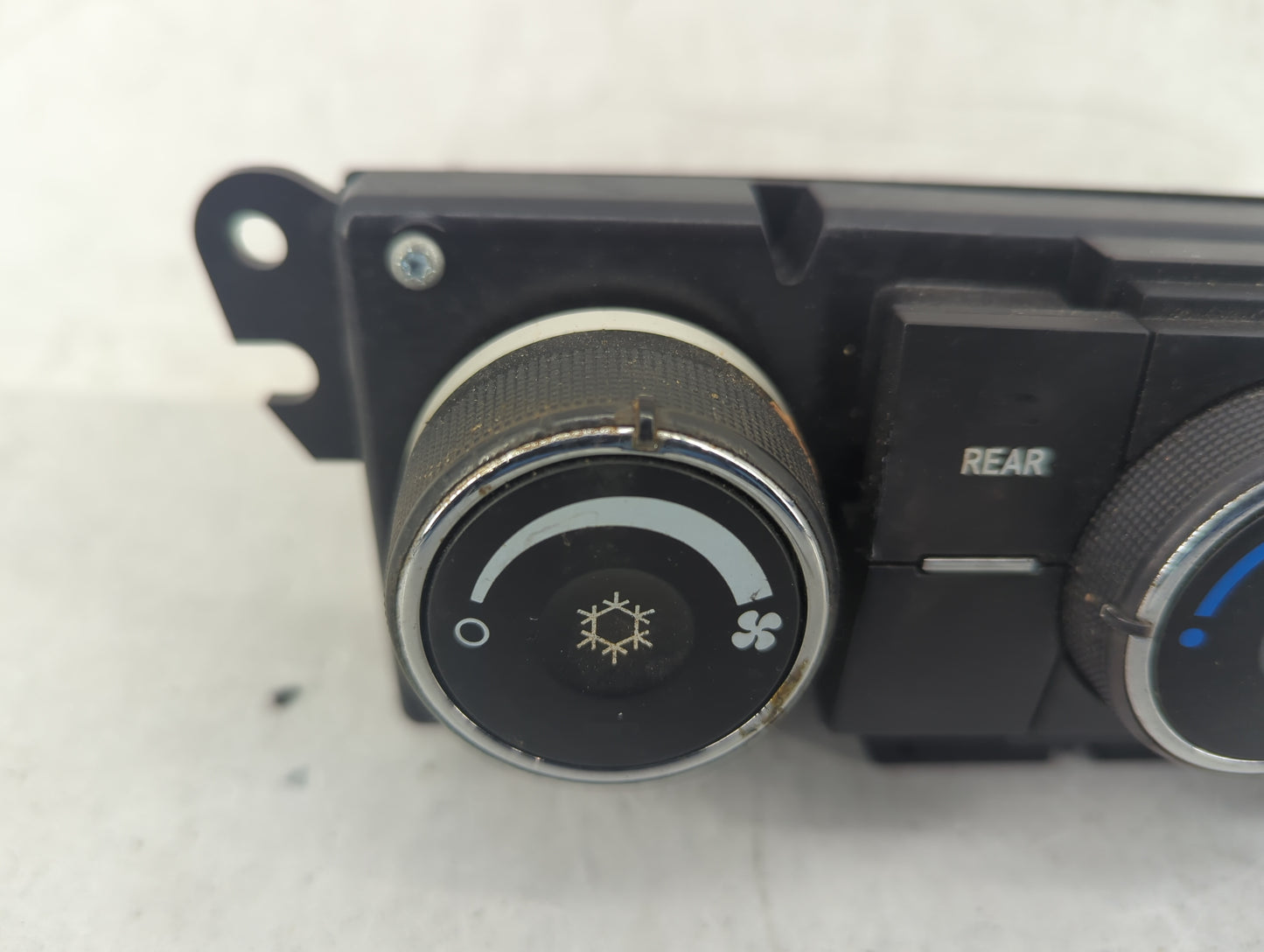 2013-2017 Chevrolet Traverse Climate Control Module Temperature AC/Heater Replacement Fits Fits 2013 2014 2015 2016 2017 OEM