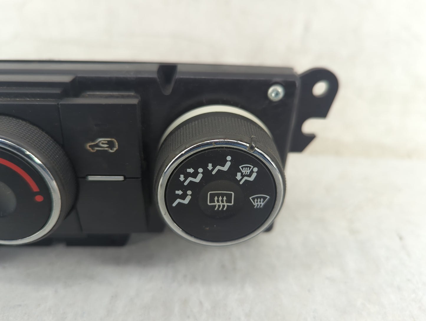 2013-2017 Chevrolet Traverse Climate Control Module Temperature AC/Heater Replacement Fits Fits 2013 2014 2015 2016 2017 OEM