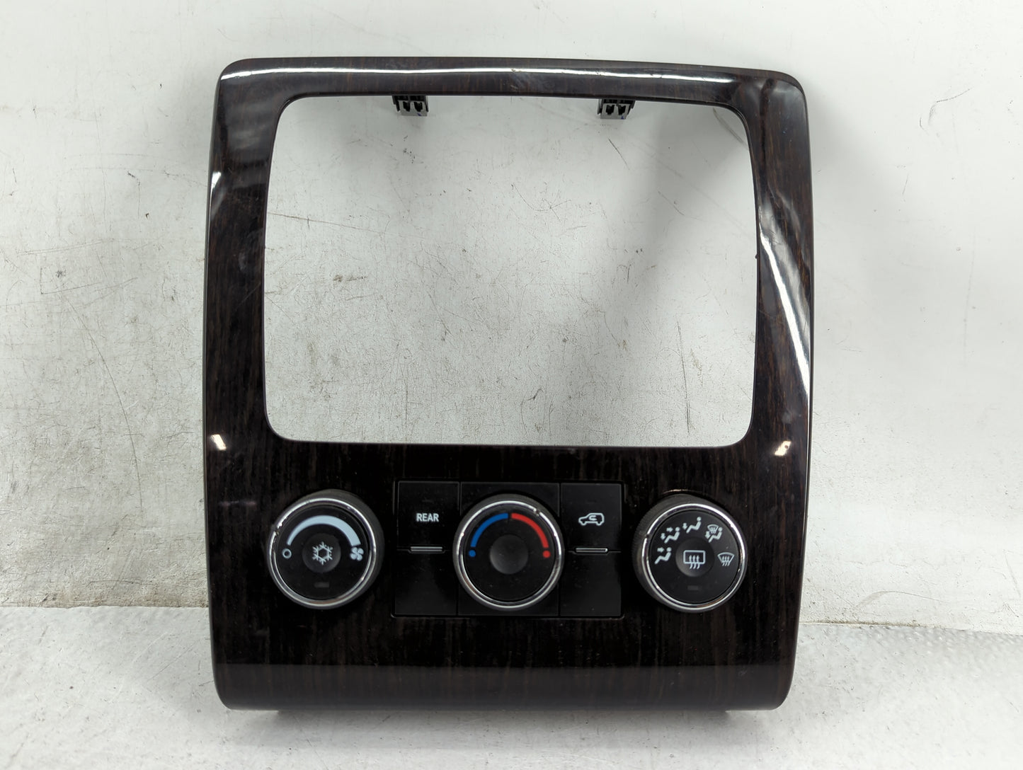 2013-2017 Chevrolet Traverse Climate Control Module Temperature AC/Heater Replacement P/N:22969802 Fits OEM Used Auto Parts 