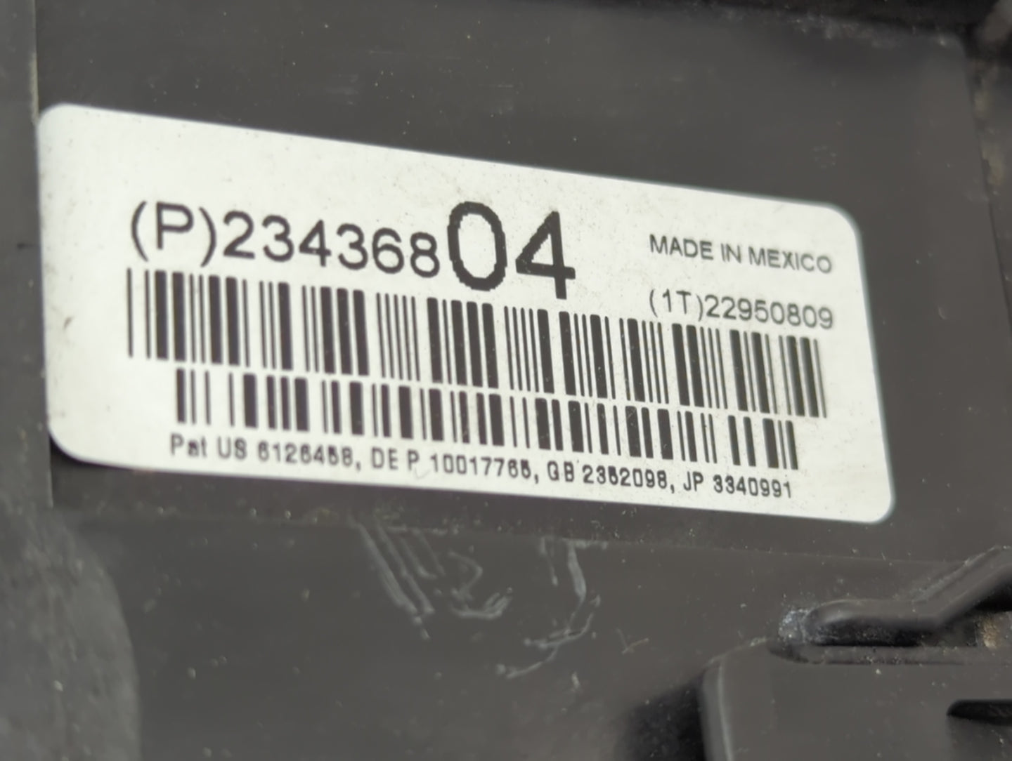 2015-2017 Chevrolet Traverse Fusebox Fuse Box Panel Relay Module P/N:23436804 22950809 Fits Fits 2015 2016 2017 OEM Used Aut