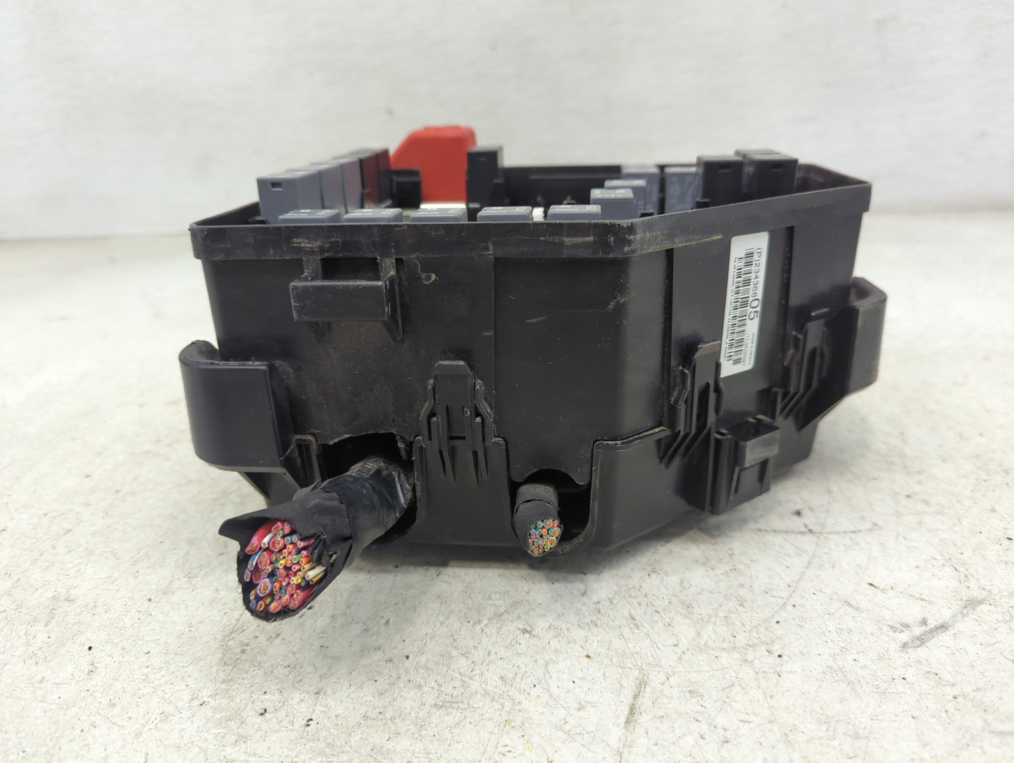 2015-2017 Chevrolet Traverse Fusebox Fuse Box Panel Relay Module P/N:23436805 13502751, 13502752 Fits Fits 2015 2016 2017 OE