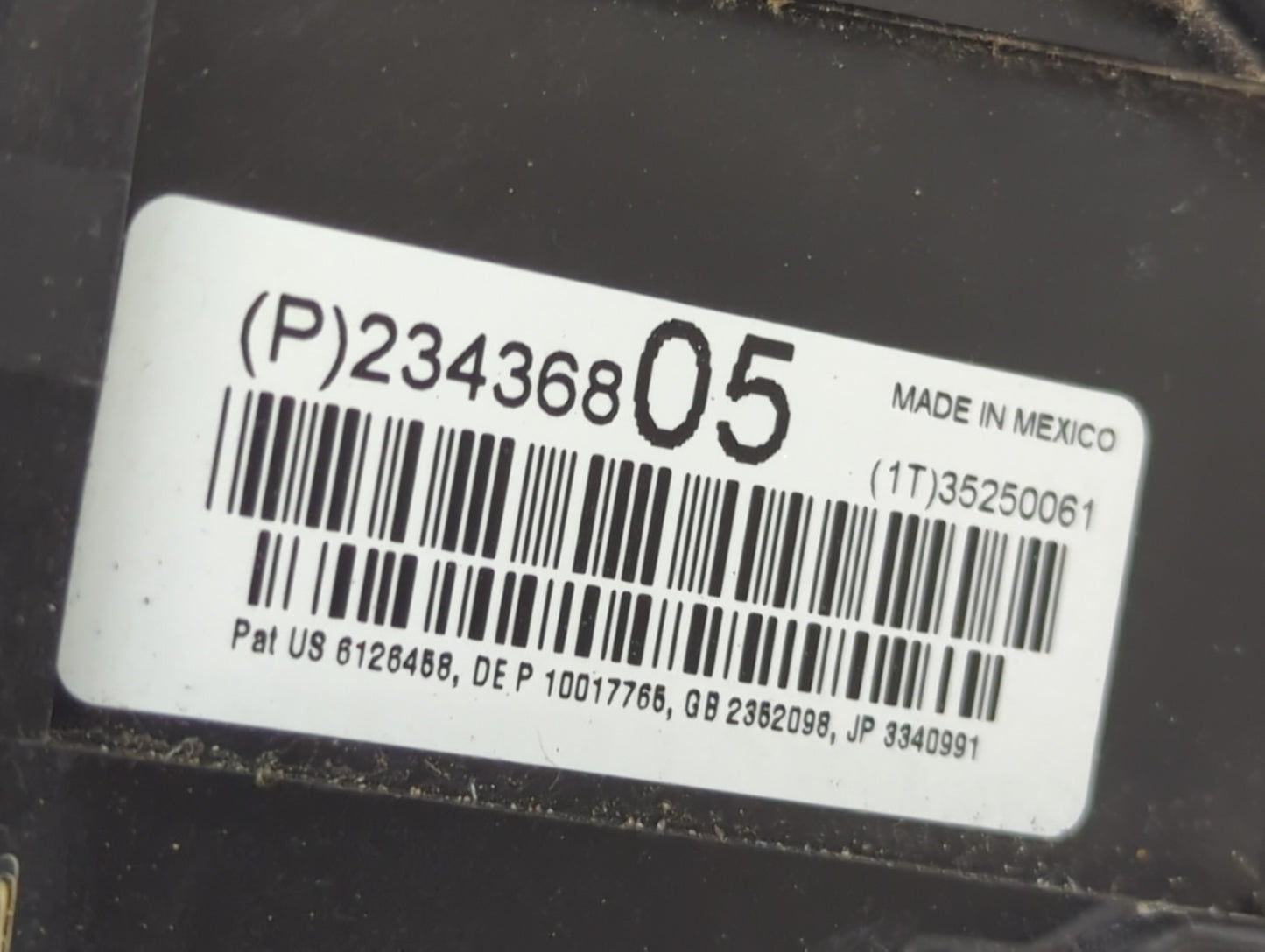2015-2017 Chevrolet Traverse Fusebox Fuse Box Panel Relay Module P/N:23436805 13502751, 13502752 Fits Fits 2015 2016 2017 OE