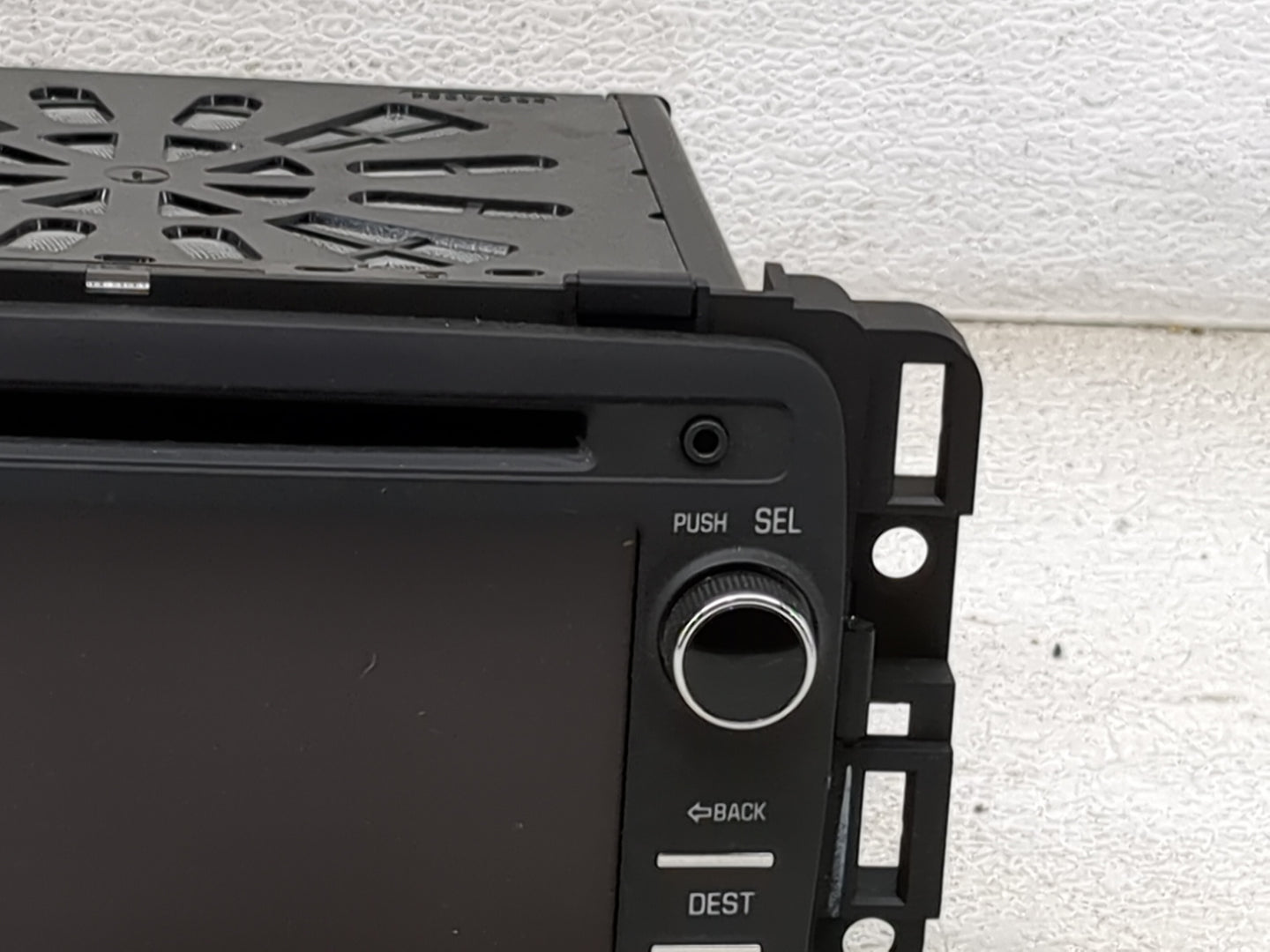 2015-2016 Chevrolet Traverse Radio AM FM Cd Player Receiver Replacement P/N:23227409 28483035, L2C0050TR Fits Fits 2015 2016