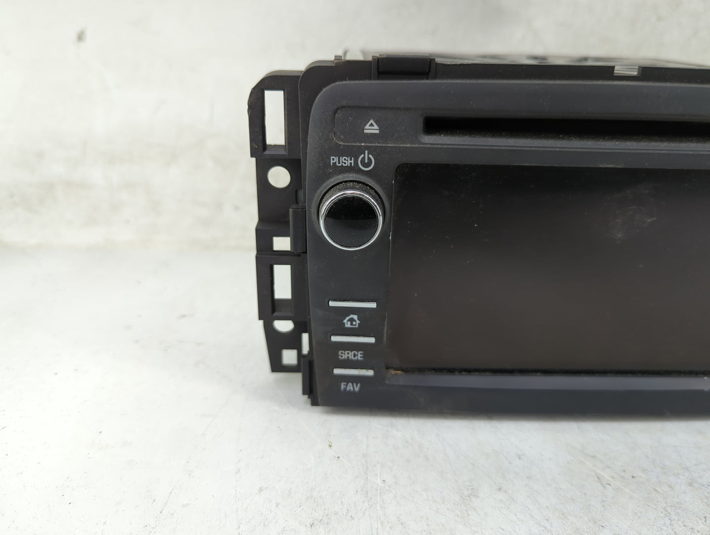 2015-2016 Chevrolet Traverse Radio AM FM Cd Player Receiver Replacement P/N:23395467 28506412, L2C0050TR Fits Fits 2015 2016