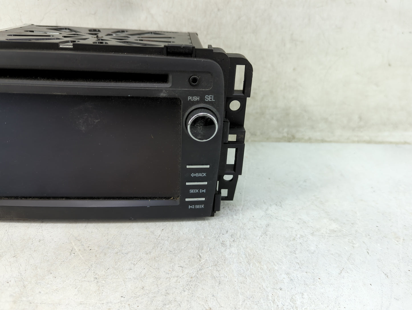 2015-2016 Chevrolet Traverse Radio AM FM Cd Player Receiver Replacement P/N:23395467 28506412, L2C0050TR Fits Fits 2015 2016