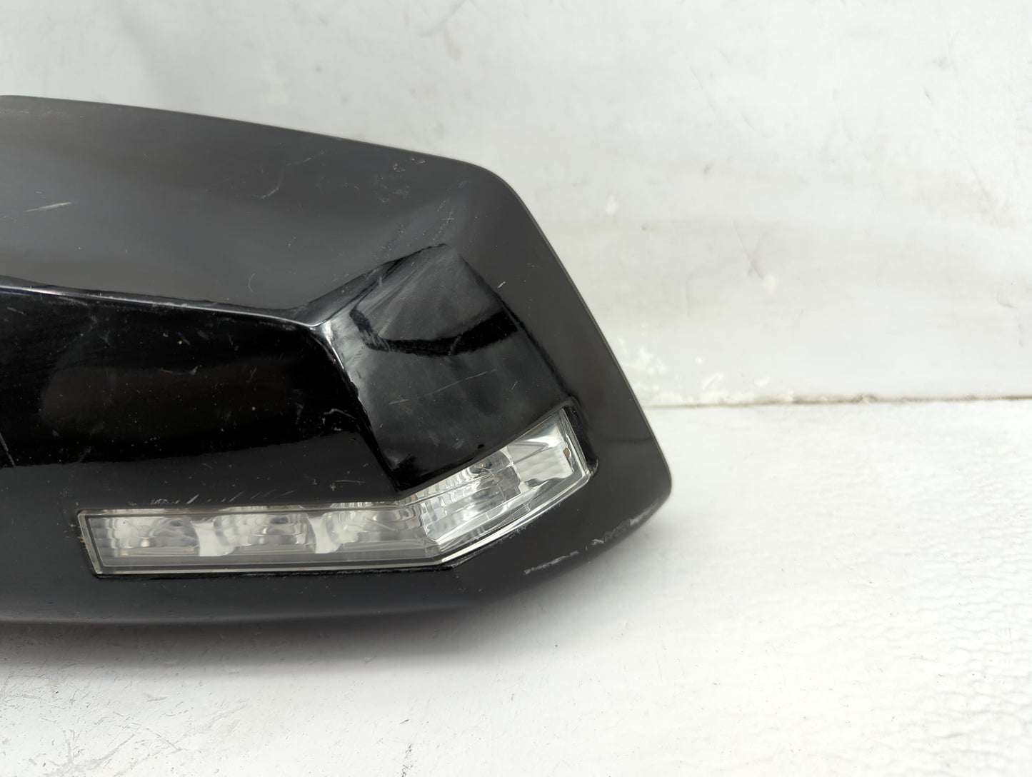 2016 Chevrolet Traverse Driver Side View Mirror - Left Door Mirror OEM Used - Oemusedautoparts1.com
