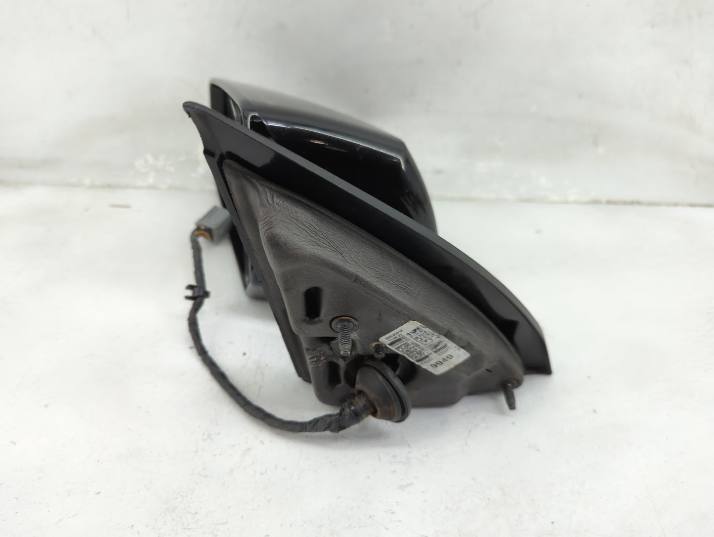 2016 Chevrolet Traverse Driver Side View Mirror - Left Door Mirror OEM Used - Oemusedautoparts1.com