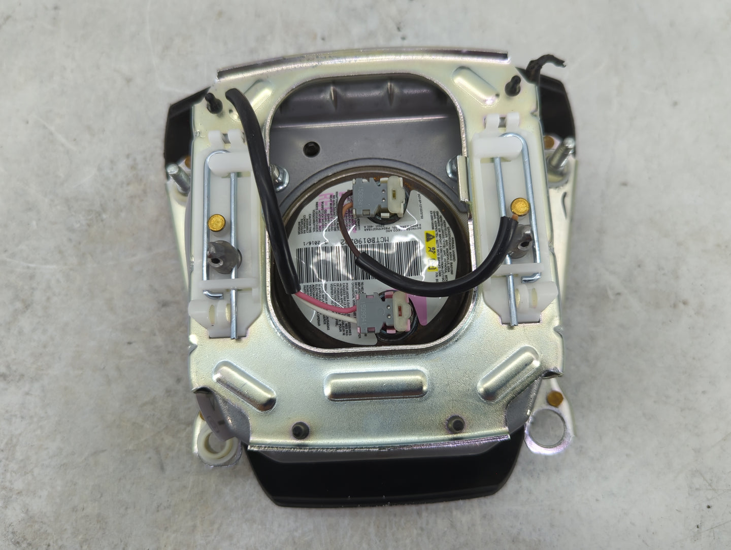 2013-2017 Chevrolet Traverse Air Bag Driver Left Steering Wheel Mounted P/N:MCTB0190202 Fits Fits 2013 2014 2015 2016 2017 O