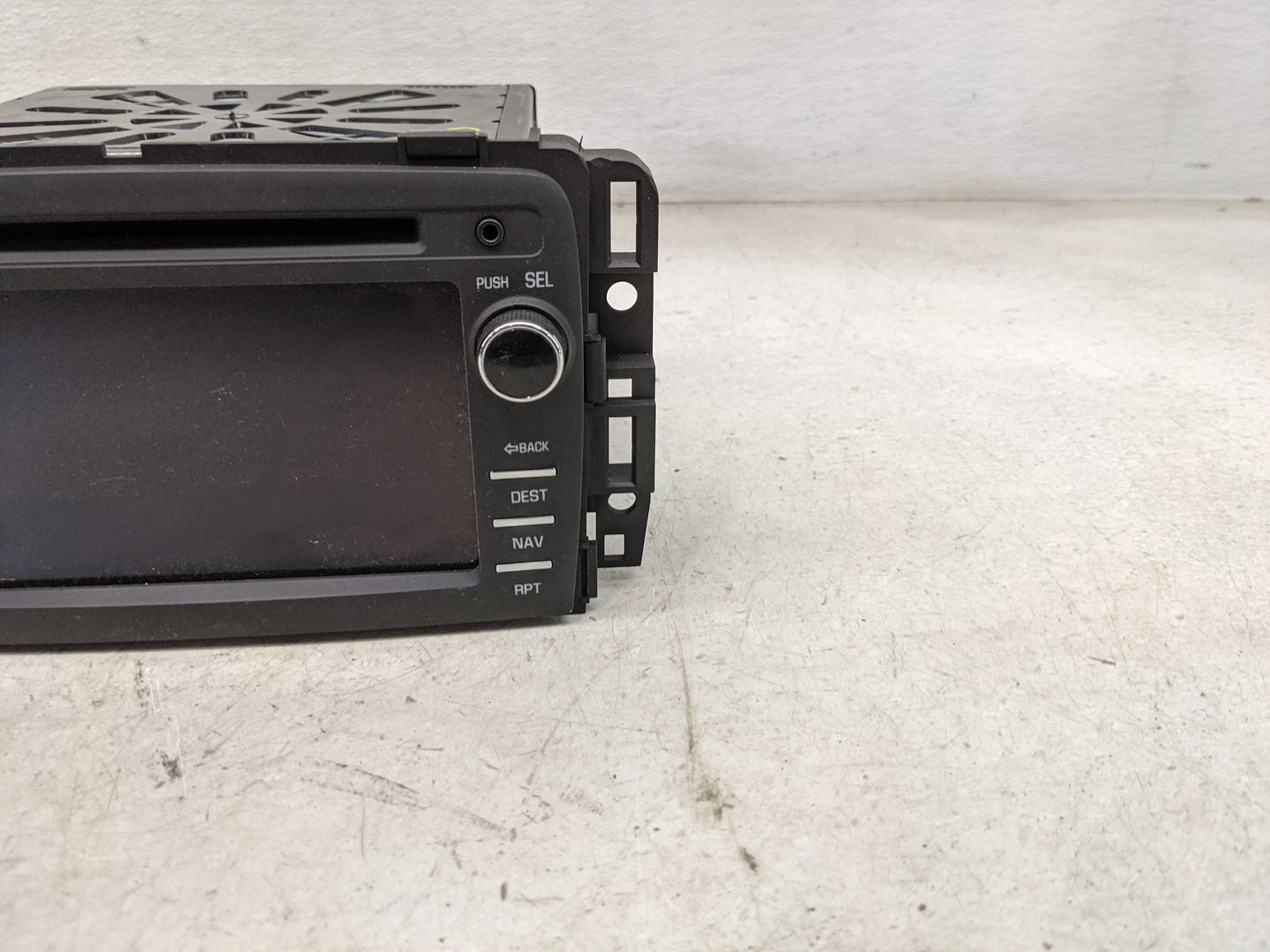 2015-2016 Chevrolet Traverse Radio AM FM Cd Player Receiver Replacement P/N:23227409 28483035, 15GMT967ICRNAV1 Fits Fits 201