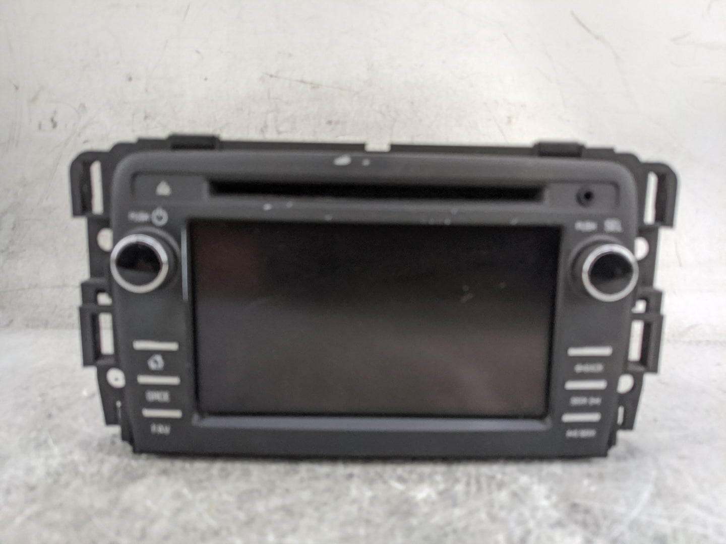 2015-2017 Chevrolet Traverse Radio AM FM Cd Player Receiver Replacement P/N:23227400 28483024, L2C0050TR Fits Fits 2015 2016