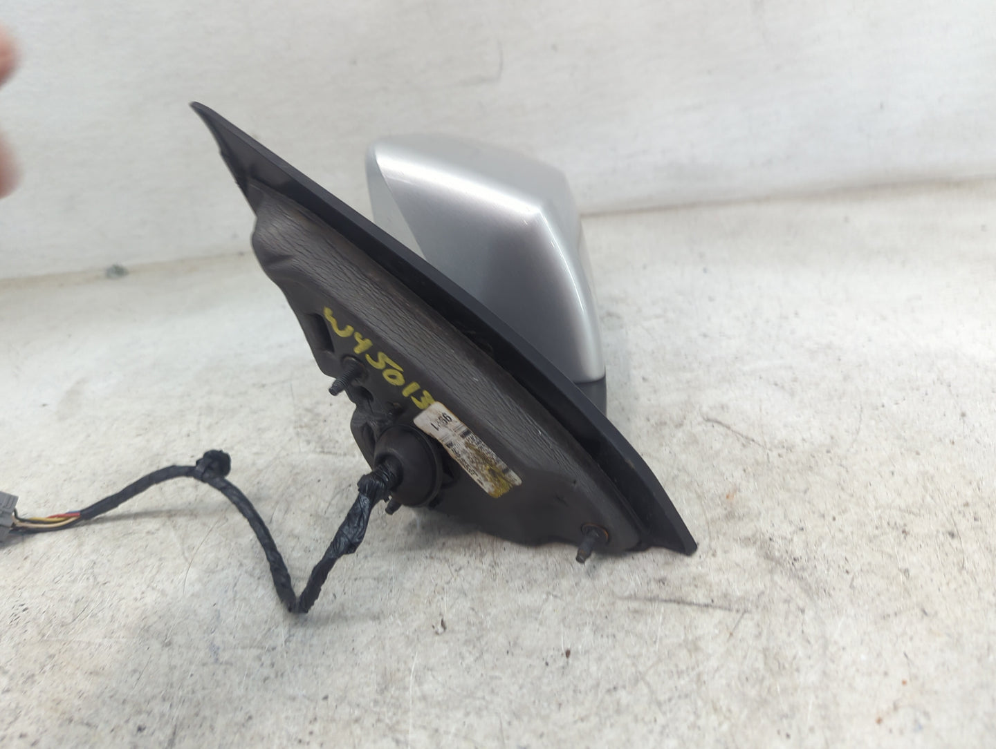 2015-2017 Chevrolet Traverse Driver Side View Mirror - Left Door Mirror OEM Used - Oemusedautoparts1.com