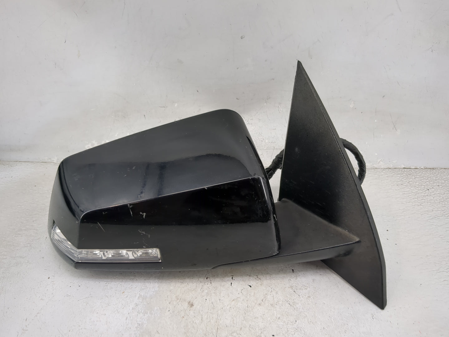 2015-2017 Chevrolet Traverse Passenger Side View Mirror - Right Door Mirror OEM Used - Oemusedautoparts1.com