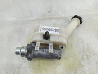 Chevrolet Traverse Brake Master Cylinder 1490652 - Oemusedautoparts1.com