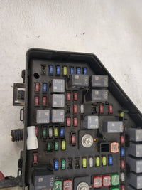 2015-2017 Chevrolet Traverse Fusebox Fuse Box Panel Relay Module P/N:13502751 13502752, 13502753 Fits Fits 2015 2016 2017 OE