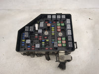 2015-2017 Chevrolet Traverse Fusebox Fuse Box Panel Relay Module P/N:7140-1941-30 Fits Fits 2015 2016 2017 OEM Used Auto Par