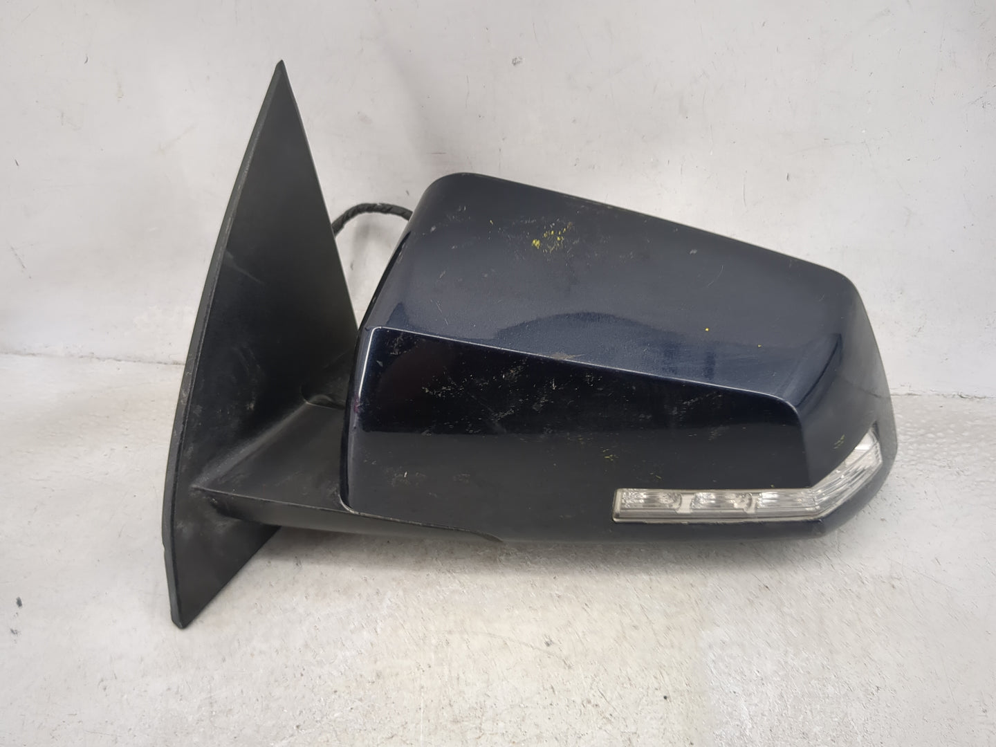 2015-2017 Chevrolet Traverse Driver Side View Mirror - Left Door Mirror OEM Used - Oemusedautoparts1.com