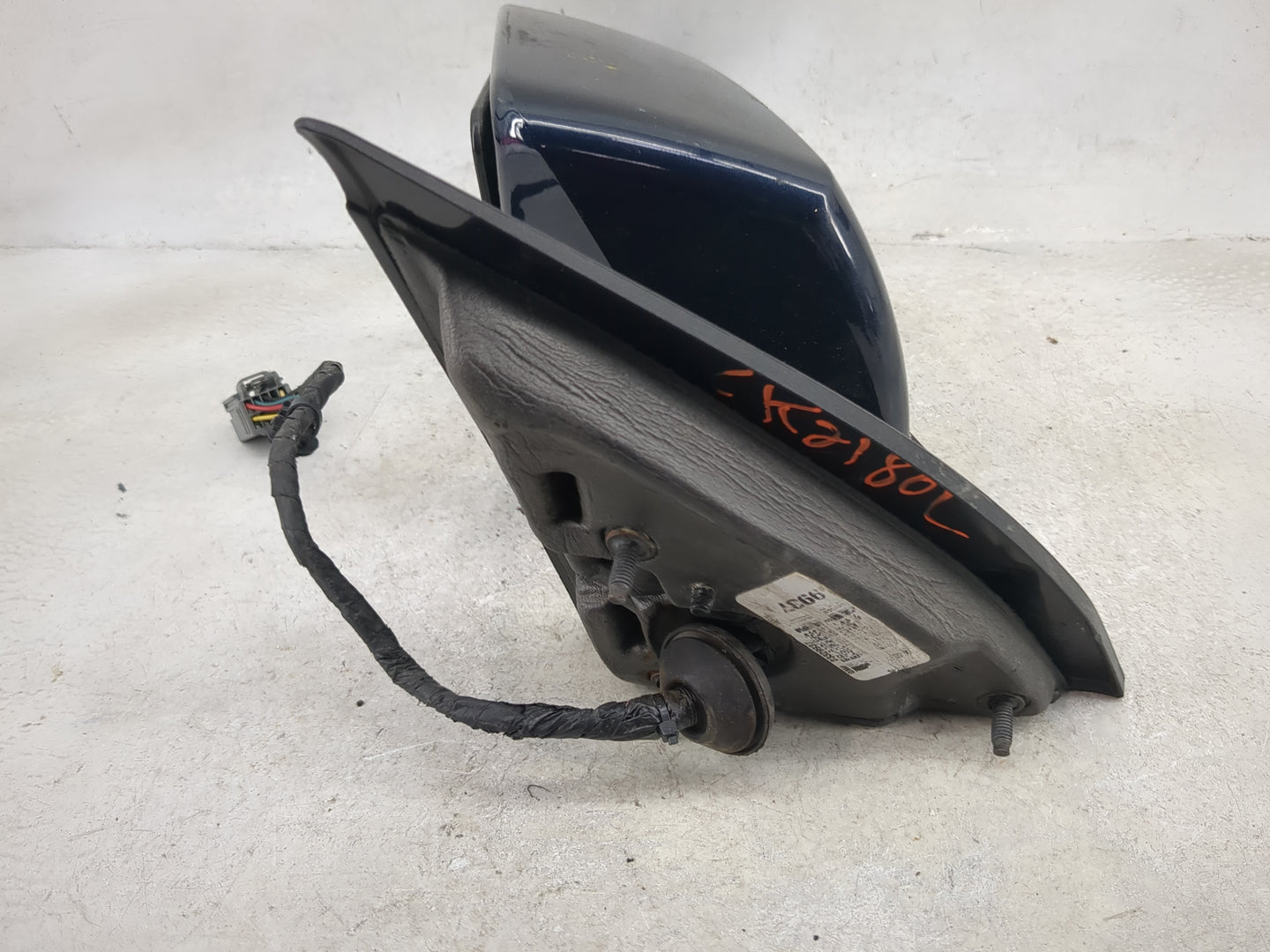 2015-2017 Chevrolet Traverse Driver Side View Mirror - Left Door Mirror OEM Used - Oemusedautoparts1.com