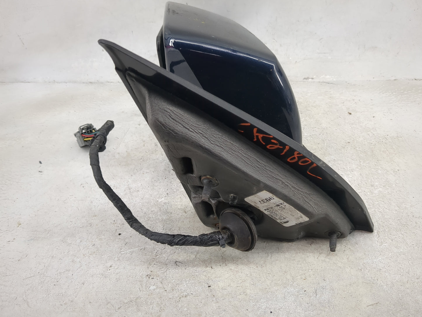 2015-2017 Chevrolet Traverse Driver Side View Mirror - Left Door Mirror OEM Used - Oemusedautoparts1.com