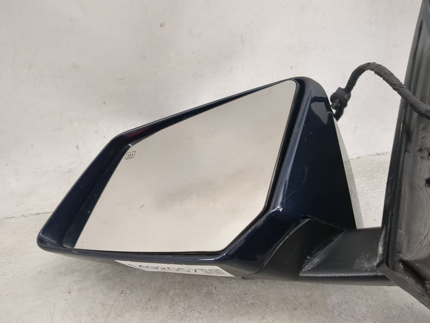 2015-2017 Chevrolet Traverse Driver Side View Mirror - Left Door Mirror OEM Used - Oemusedautoparts1.com