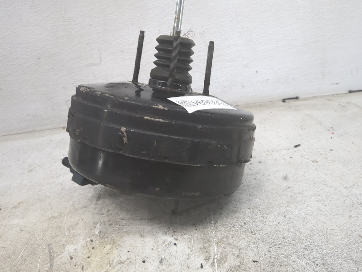 2015-2017 Chevrolet Traverse Power Brake Booster Oem 1500694 - Oemusedautoparts1.com