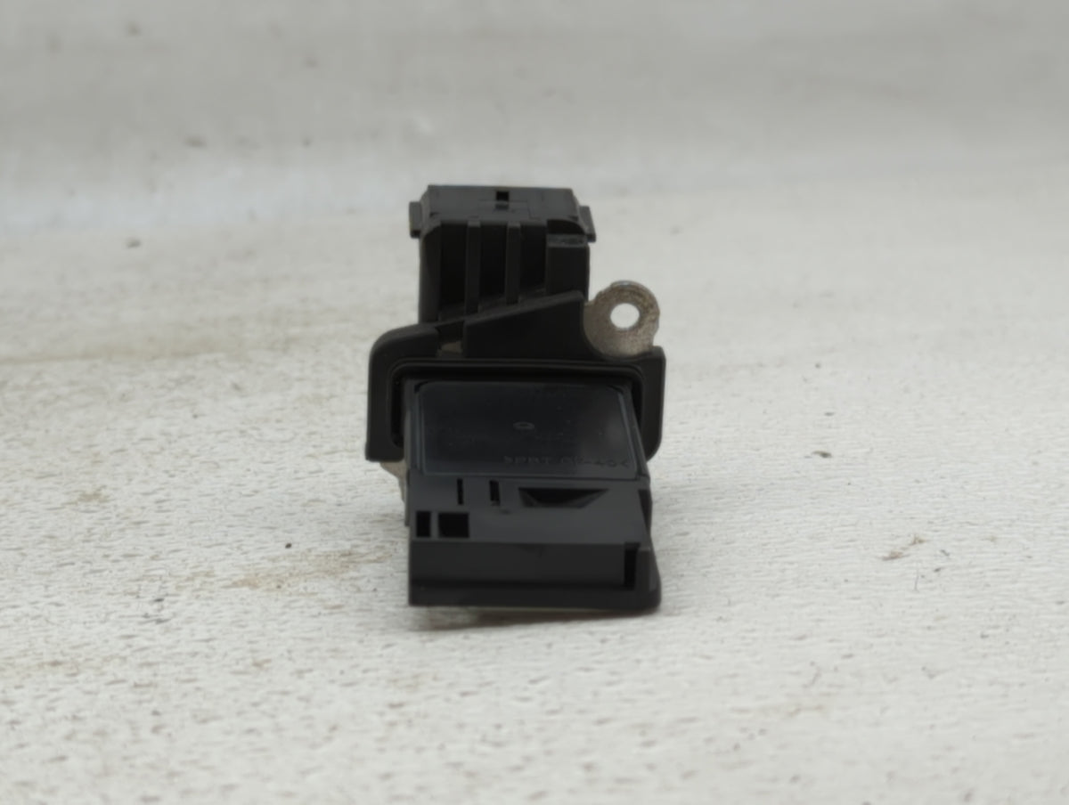 Chevrolet Traverse Mass Air Flow Meter Maf Sensor - Oemusedautoparts1.com