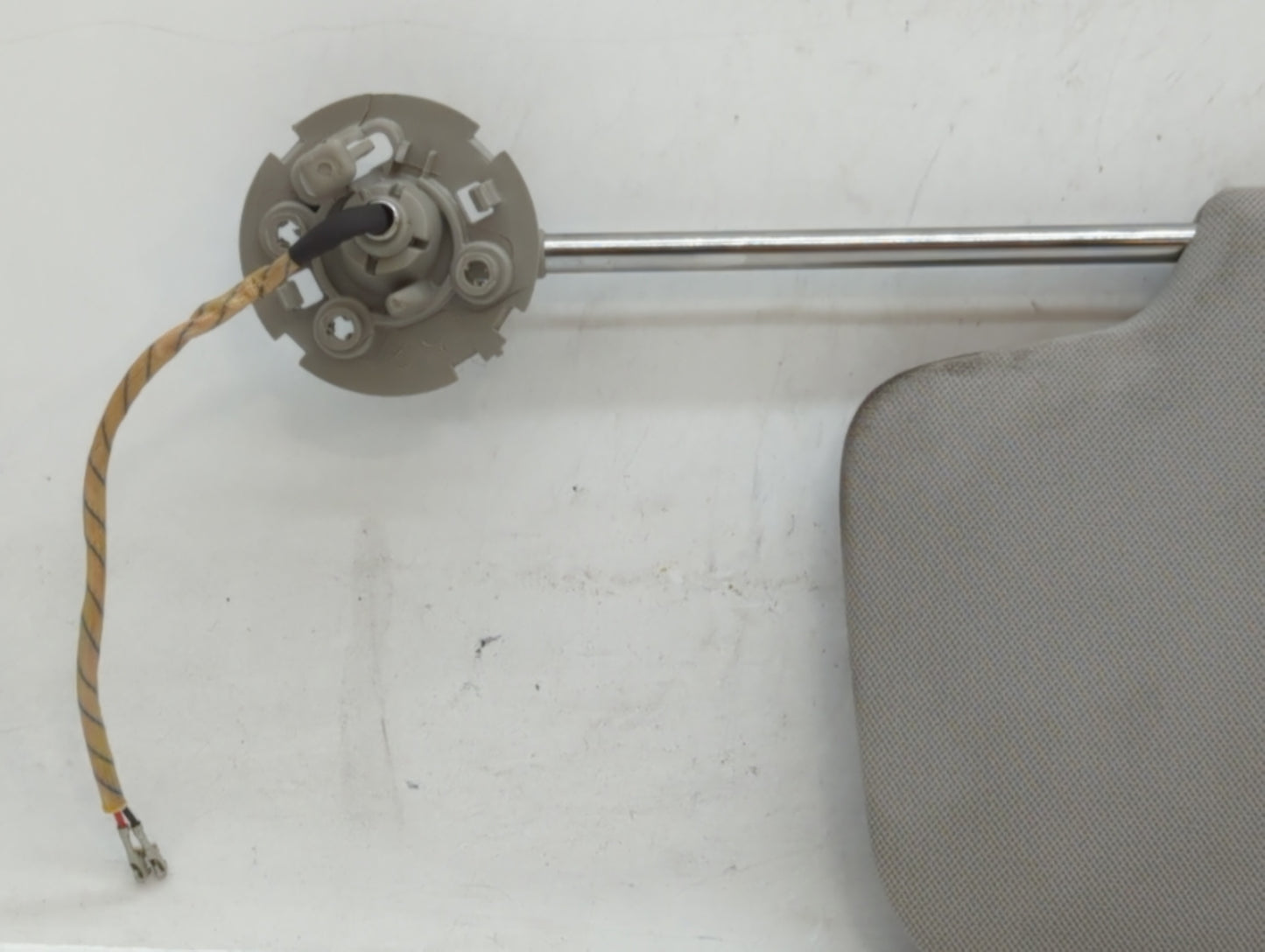 2016 Chevrolet Traverse Sun Visor Shade Replacement Passenger Right Mirror Fits OEM Used Auto Parts - Oemusedautoparts1.com