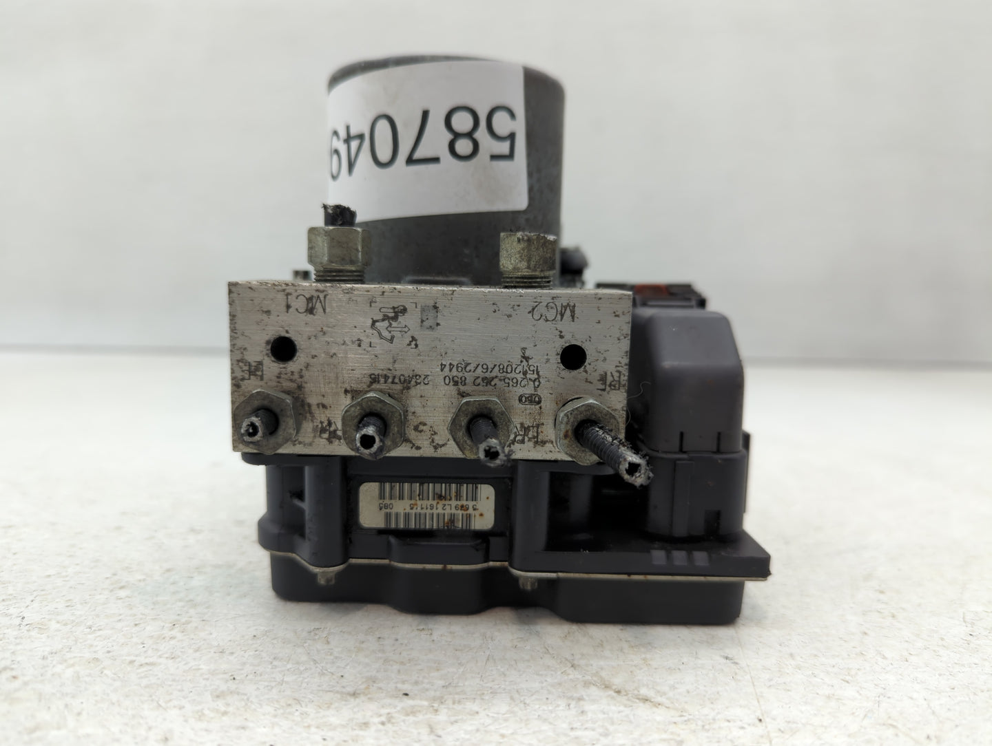 2017 Chevrolet Traverse ABS Pump Control Module Replacement P/N:23407416 Fits Fits 2012 2013 2014 2015 2016 OEM Used Auto Pa