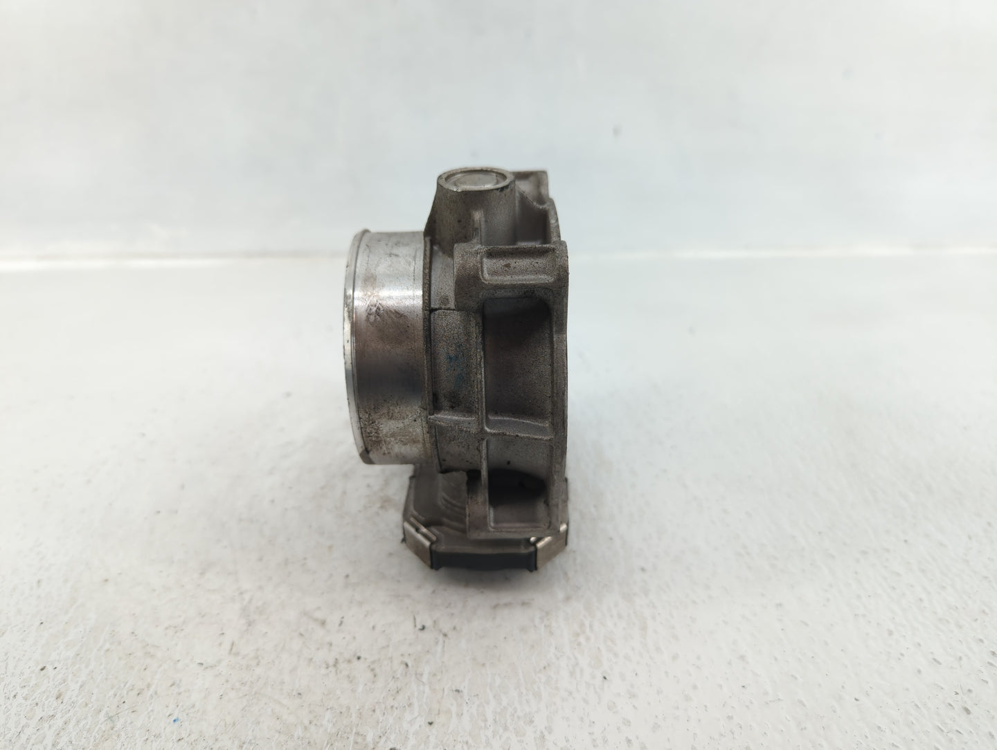 2017-2022 Chevrolet Traverse Throttle Body P/N:12632172BA Fits Fits 2012 2013 2014 2015 2016 2017 2018 2019 2020 2021 2022 O