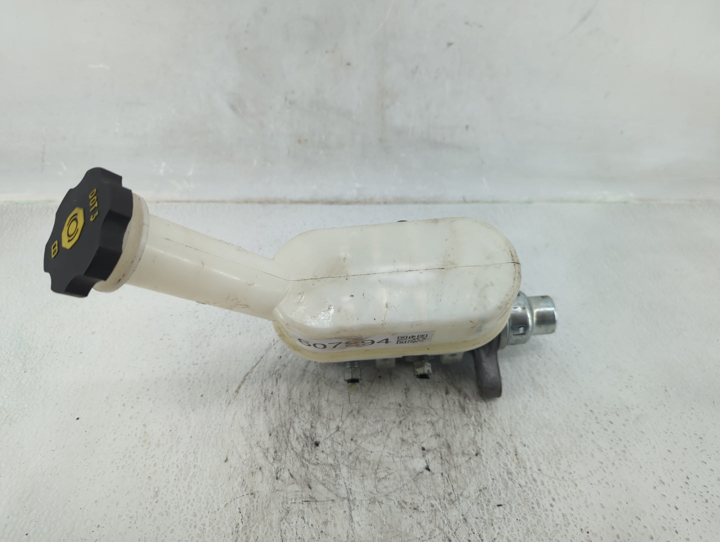 Chevrolet Traverse Brake Master Cylinder - Oemusedautoparts1.com