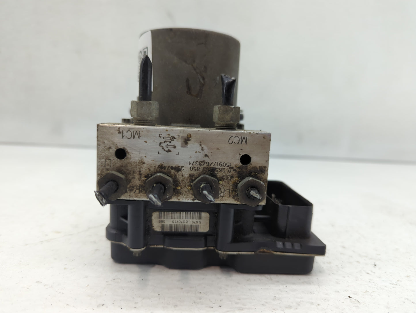 2017 Chevrolet Traverse ABS Pump Control Module Replacement P/N:23407416 Fits Fits 2012 2013 2014 2015 2016 OEM Used Auto Pa