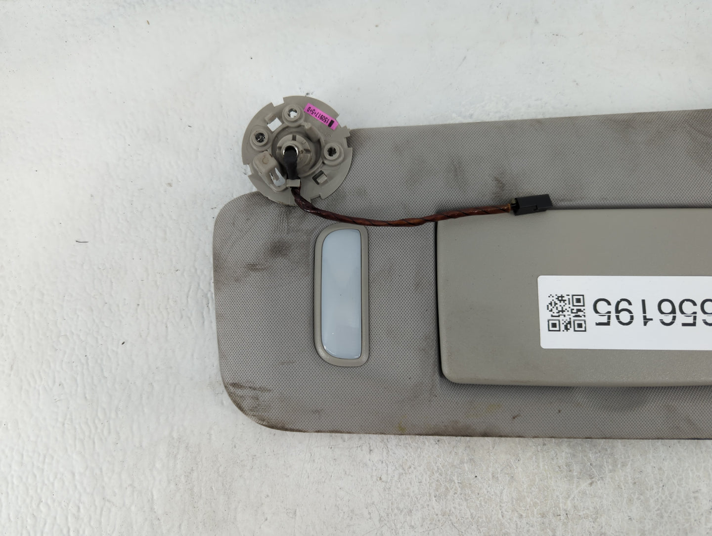 2016 Chevrolet Traverse Sun Visor Shade Replacement Driver Left Mirror Fits OEM Used Auto Parts - Oemusedautoparts1.com