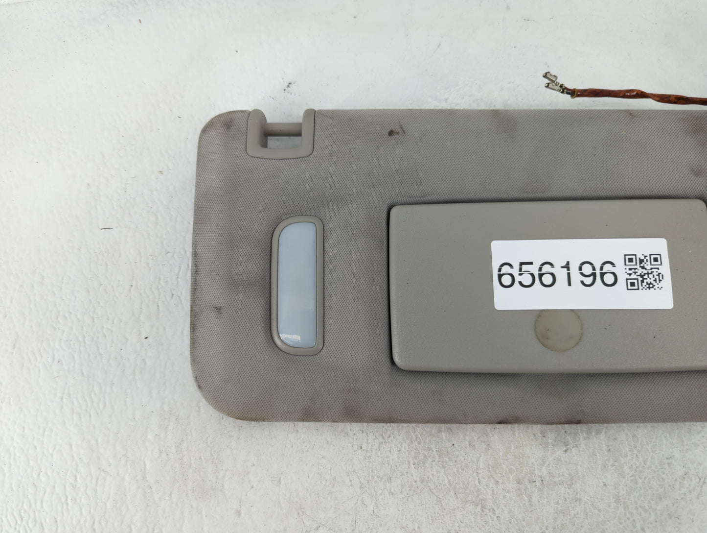 2016 Chevrolet Traverse Sun Visor Shade Replacement Passenger Right Mirror Fits OEM Used Auto Parts - Oemusedautoparts1.com