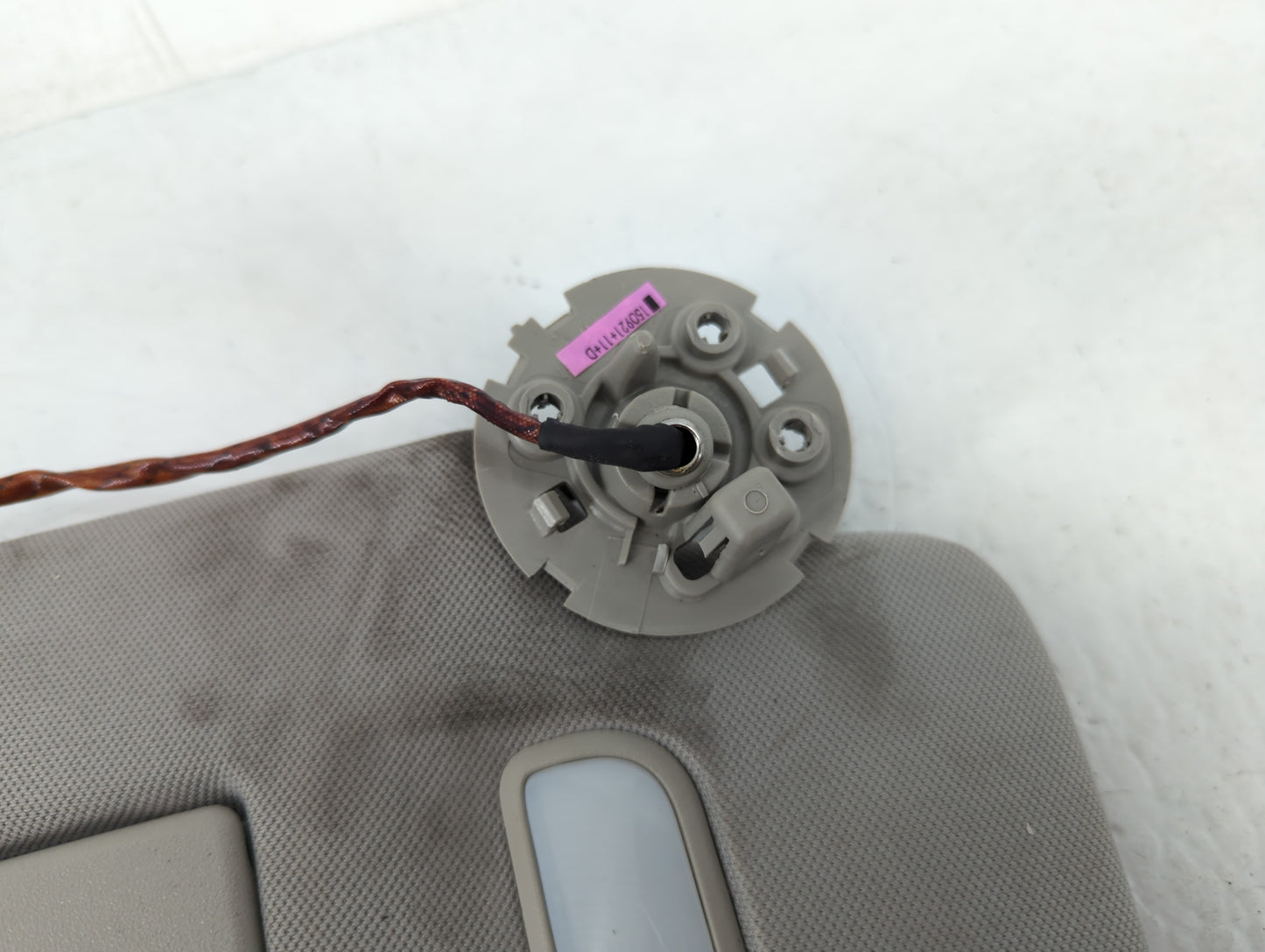 2016 Chevrolet Traverse Sun Visor Shade Replacement Passenger Right Mirror Fits OEM Used Auto Parts - Oemusedautoparts1.com