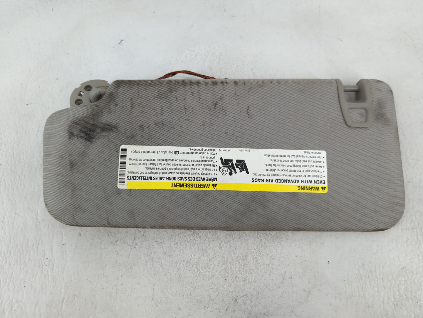 2016 Chevrolet Traverse Sun Visor Shade Replacement Passenger Right Mirror Fits OEM Used Auto Parts - Oemusedautoparts1.com