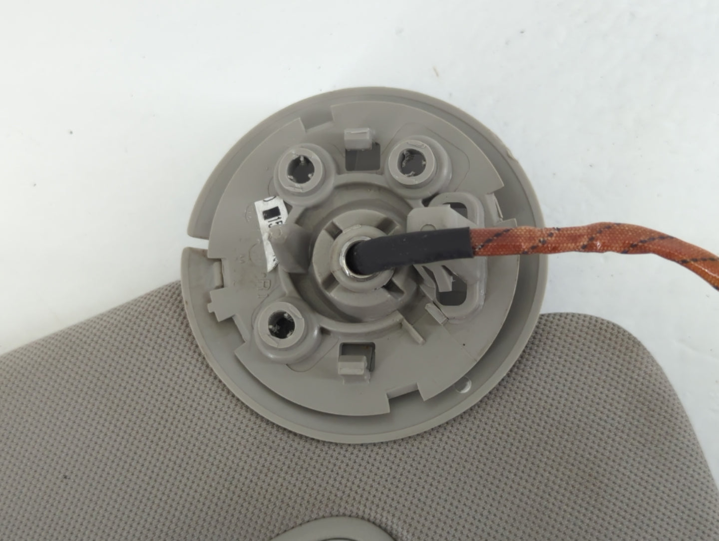 2016 Chevrolet Traverse Sun Visor Shade Replacement Passenger Right Mirror Fits OEM Used Auto Parts - Oemusedautoparts1.com