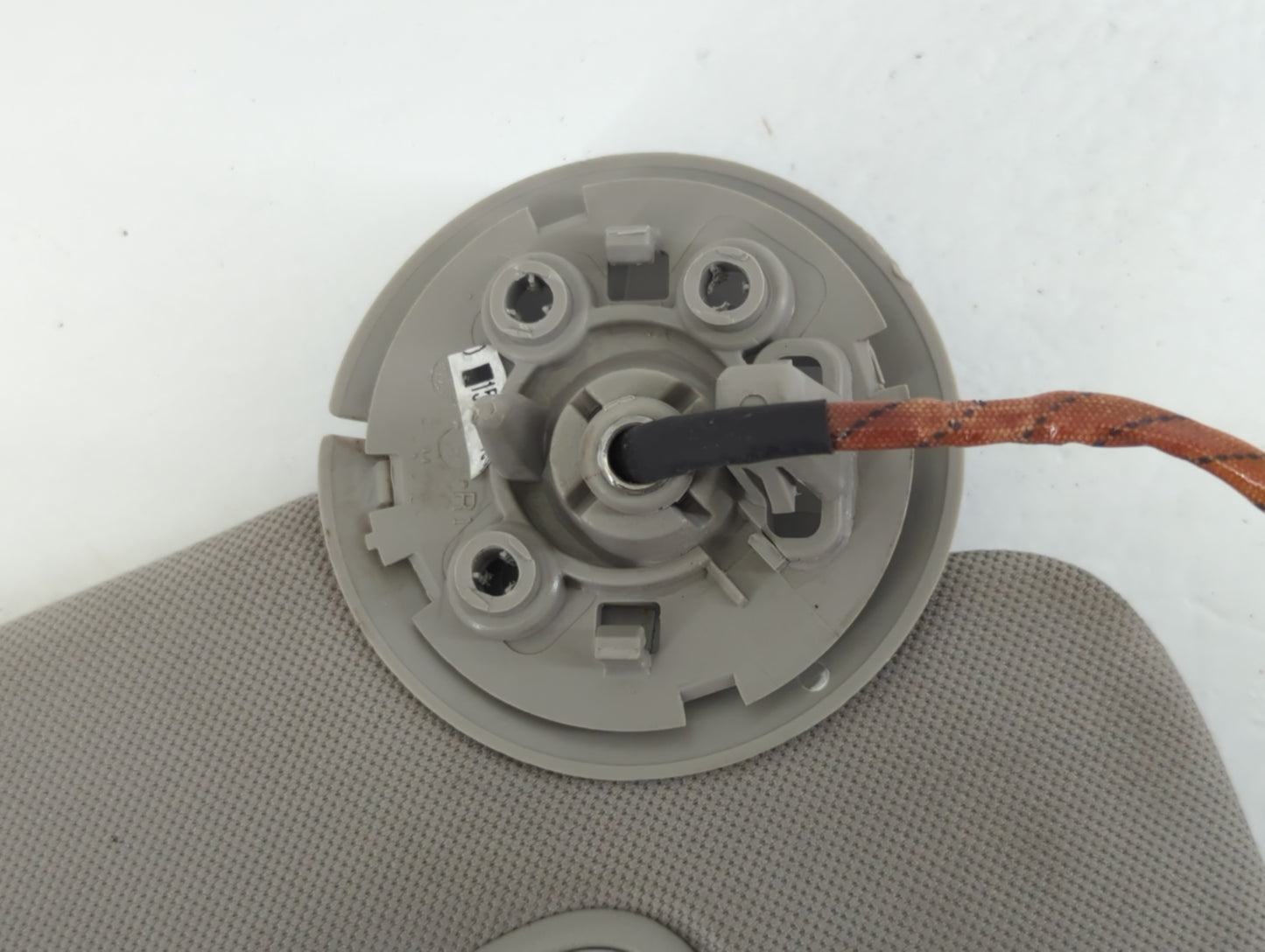 2016 Chevrolet Traverse Sun Visor Shade Replacement Passenger Right Mirror Fits OEM Used Auto Parts - Oemusedautoparts1.com