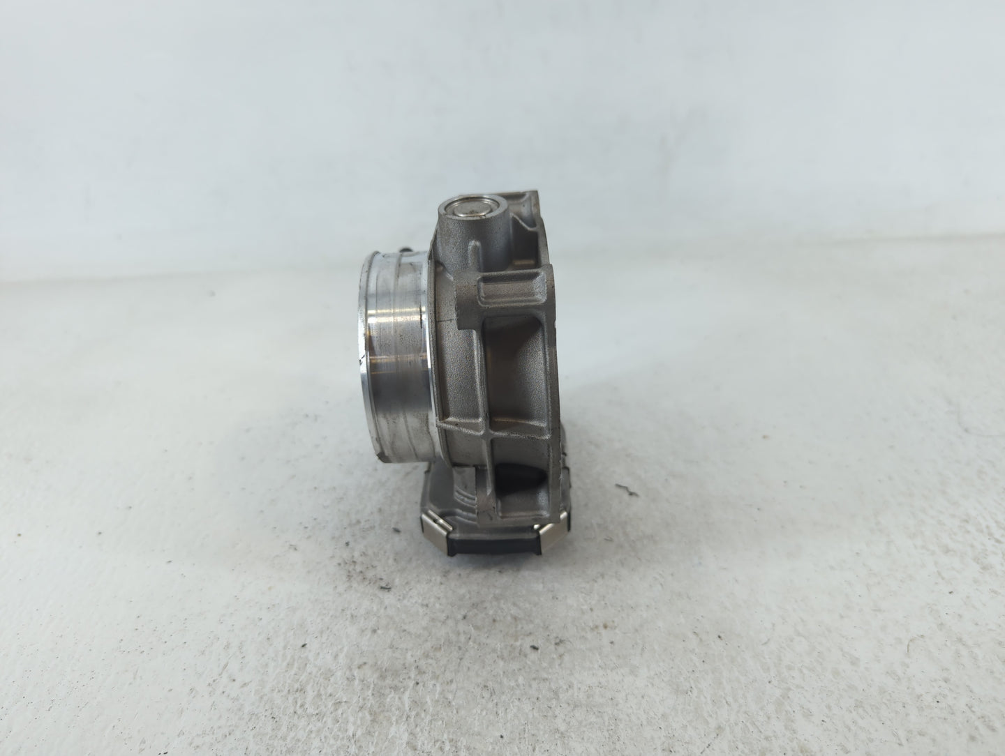 2017-2022 Chevrolet Traverse Throttle Body P/N:12632172BA Fits Fits 2012 2013 2014 2015 2016 2017 2018 2019 2020 2021 2022 O