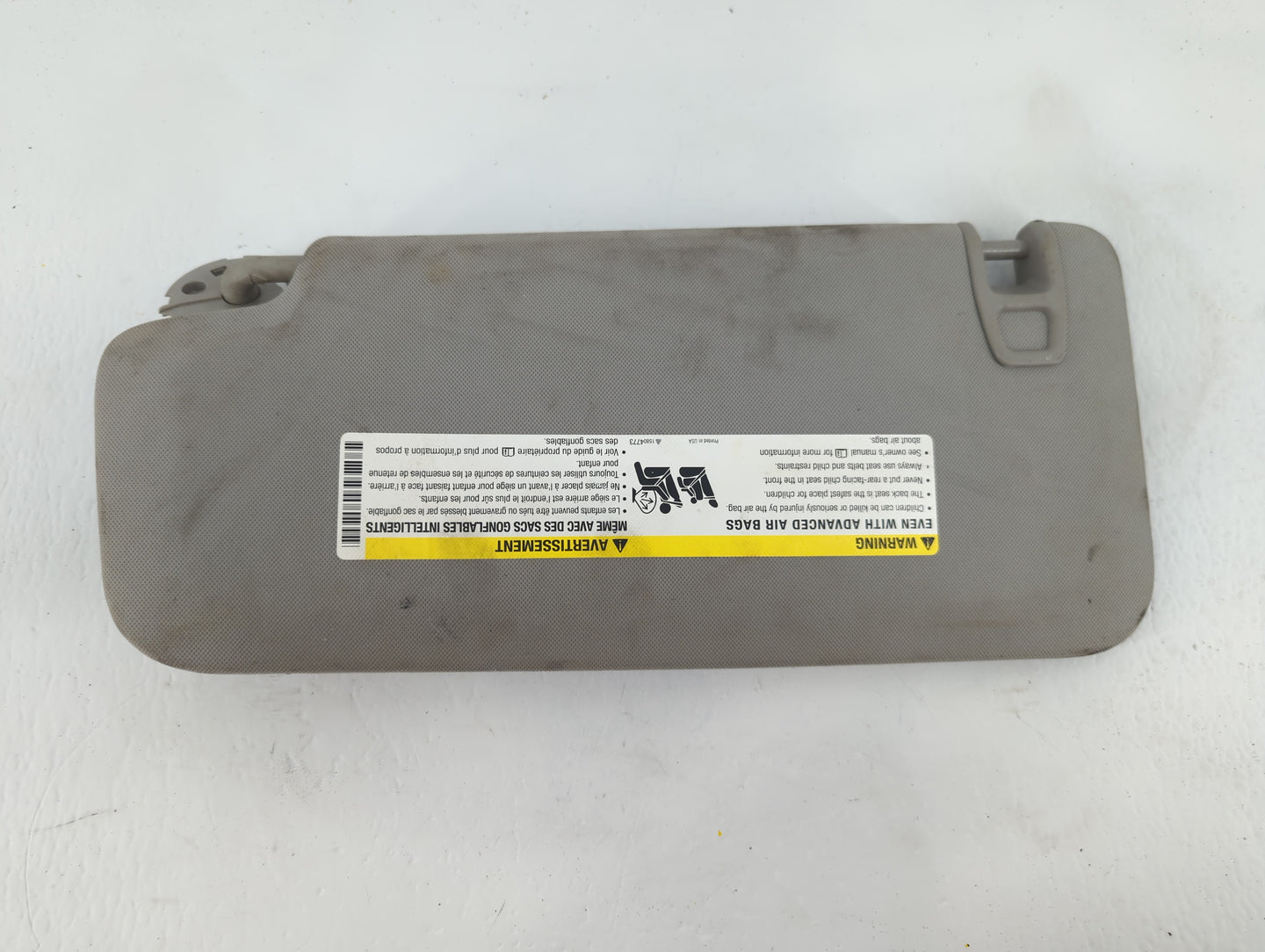 2016 Chevrolet Traverse Sun Visor Shade Replacement Passenger Right Mirror Fits OEM Used Auto Parts - Oemusedautoparts1.com