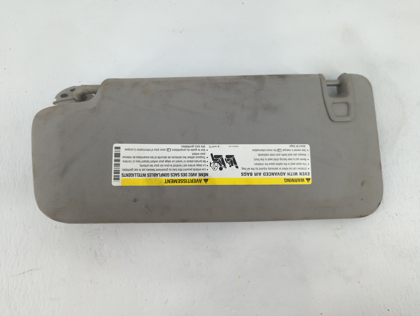 2016 Chevrolet Traverse Sun Visor Shade Replacement Passenger Right Mirror Fits OEM Used Auto Parts - Oemusedautoparts1.com